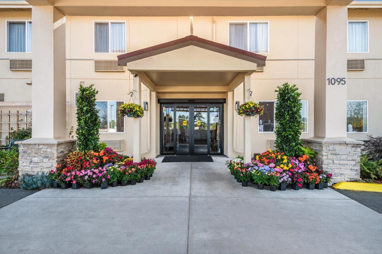 Red Lion Inn & Suites Sequim At Olympic National Park Exteriör bild