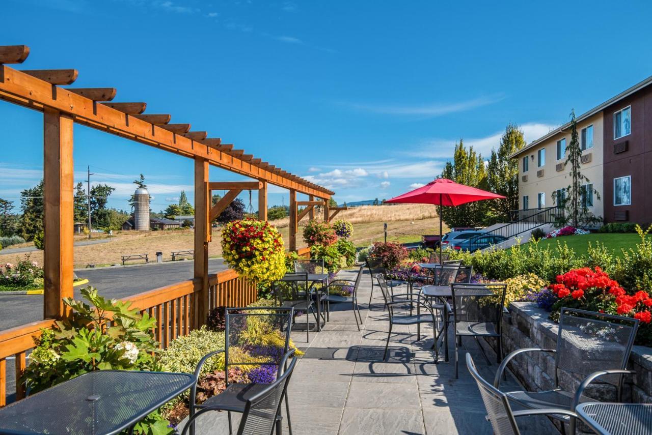 Red Lion Inn & Suites Sequim At Olympic National Park Exteriör bild