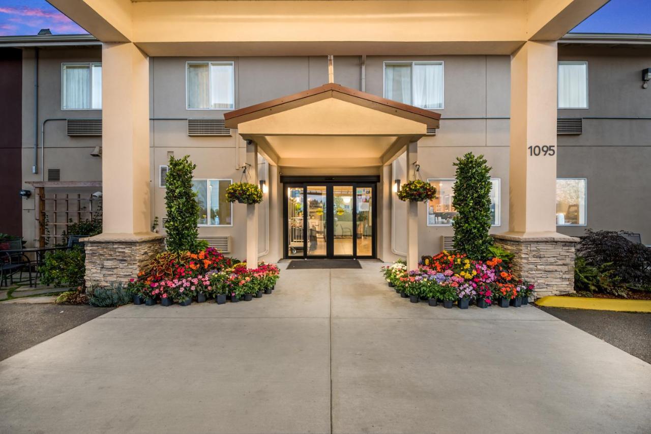 Red Lion Inn & Suites Sequim At Olympic National Park Exteriör bild