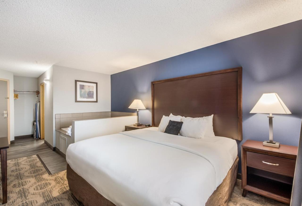 Red Lion Inn & Suites Sequim At Olympic National Park Exteriör bild